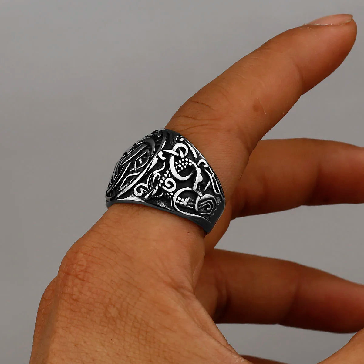 Viking Dragon Rune Stainless Steel Ring Men's Fashion Temperament Ring Biker Hip Hop Celtic Knot Amulet Jewelry Gift