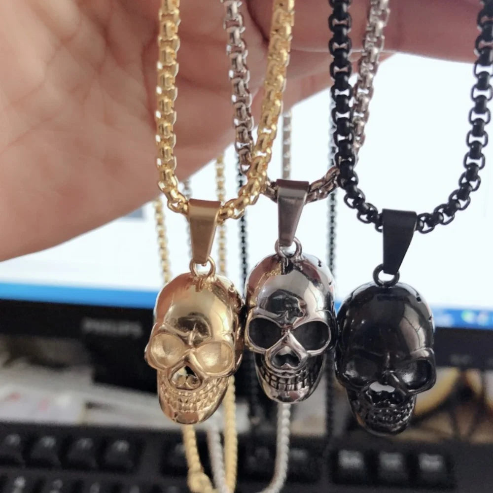 Retro Skull Pendant Necklace — Gothic