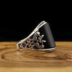 Retro Curved Black Resin Onyx Ring For Men Classic Metal Designer Ring Jewelry Gothic Rock Hiphop Unisex Accessories