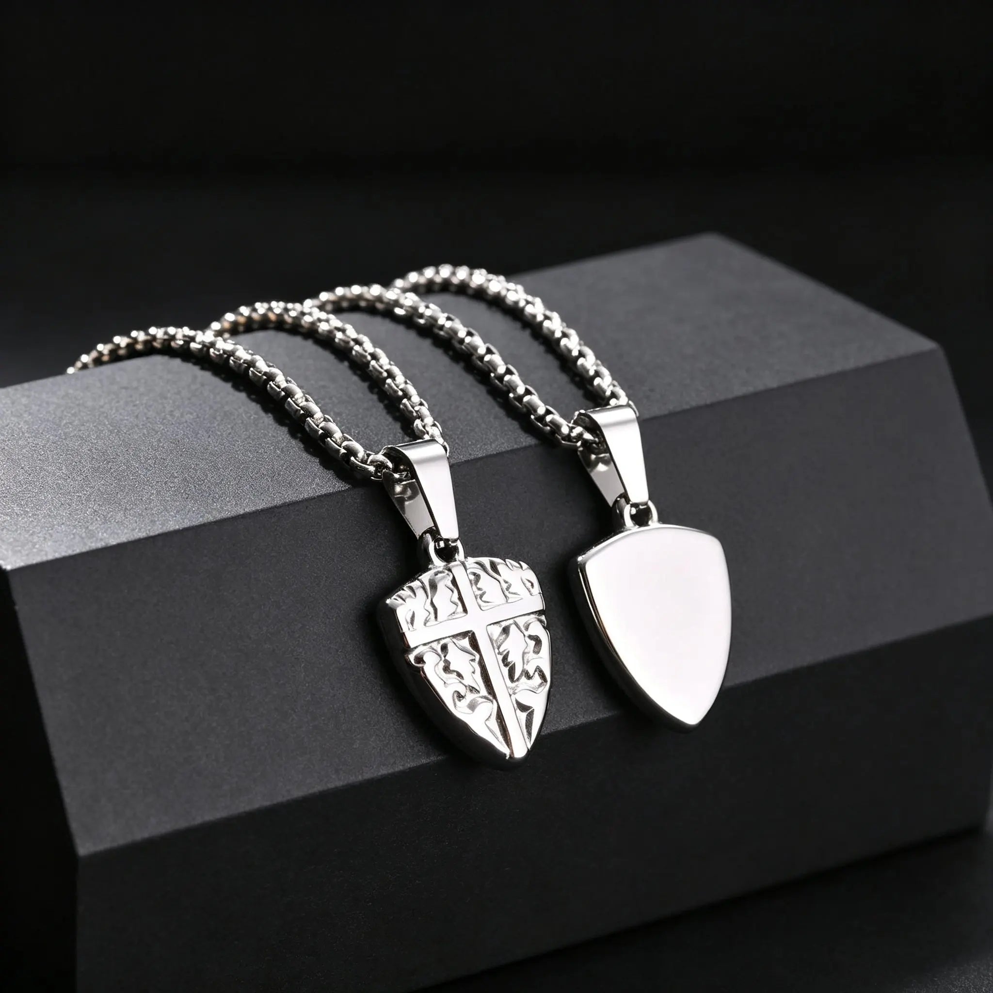 Men's Fashion Cross Shield Pendant Necklace, Waterproof Stainless Steel Punk Necklace with Box Chain, Retro Jewelry