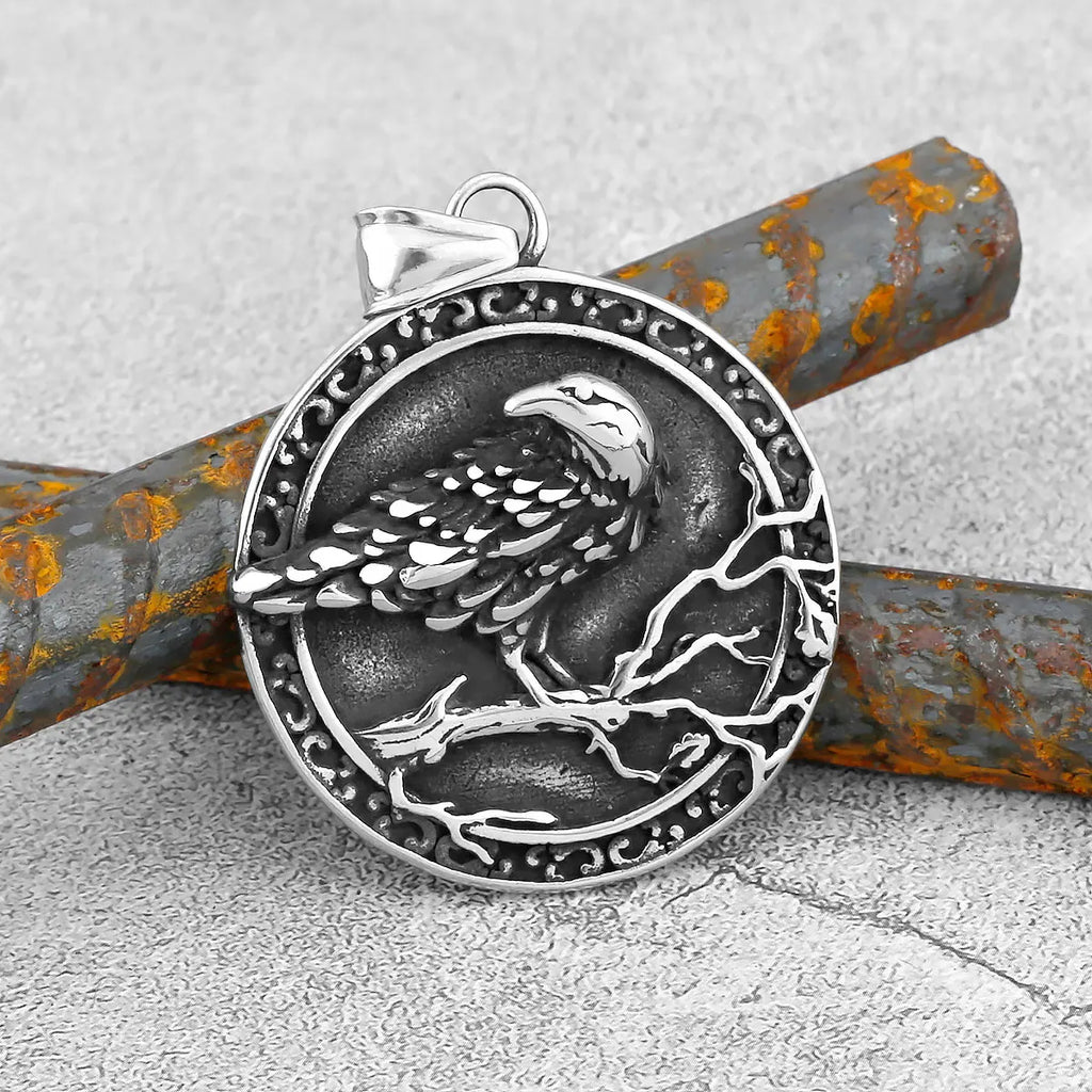 Nordic Odin Crow Skull Pendant Necklace Gothic Stainless Steel Raven Skull Compass Rune Necklace for Men Punk Jewelry