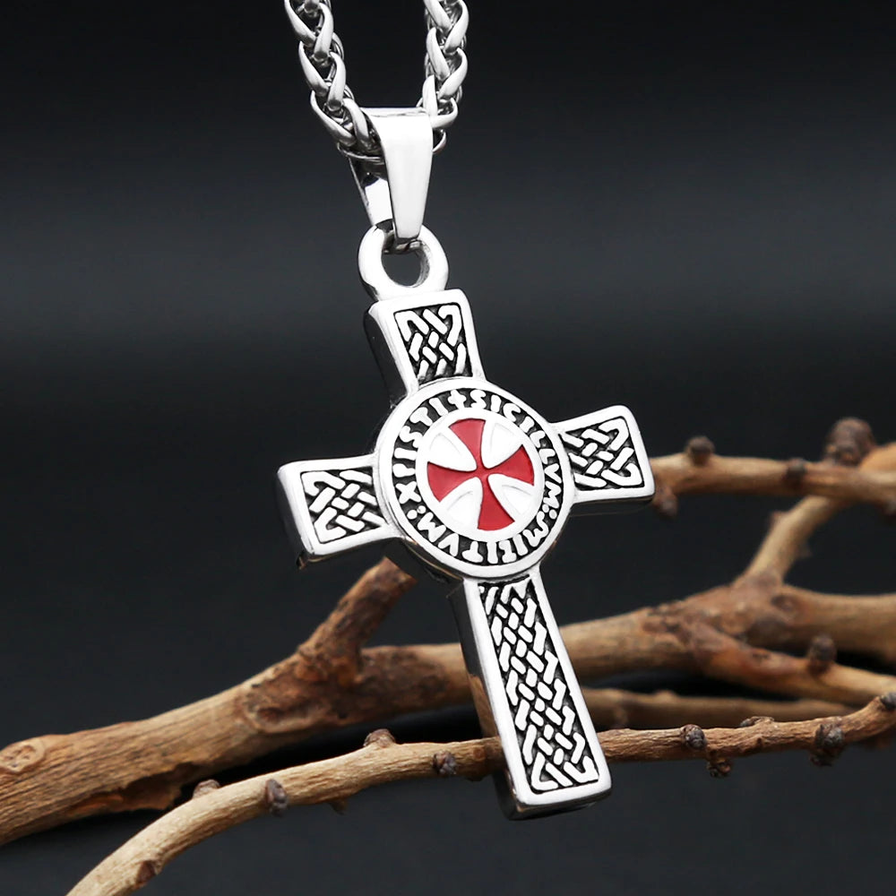 Classic Fashion Iron Cross Shield Pendant Necklace For Men Women Stainless Steel Templar Knight Cross Necklaces Amulet Jewelry