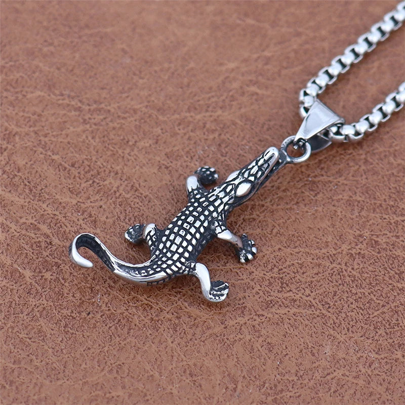 Creative Small Size Crocodile Necklace for Men Women Popular Stainless Steel Animal Pendant Fashion Charm Jewelry Gift Wholesale