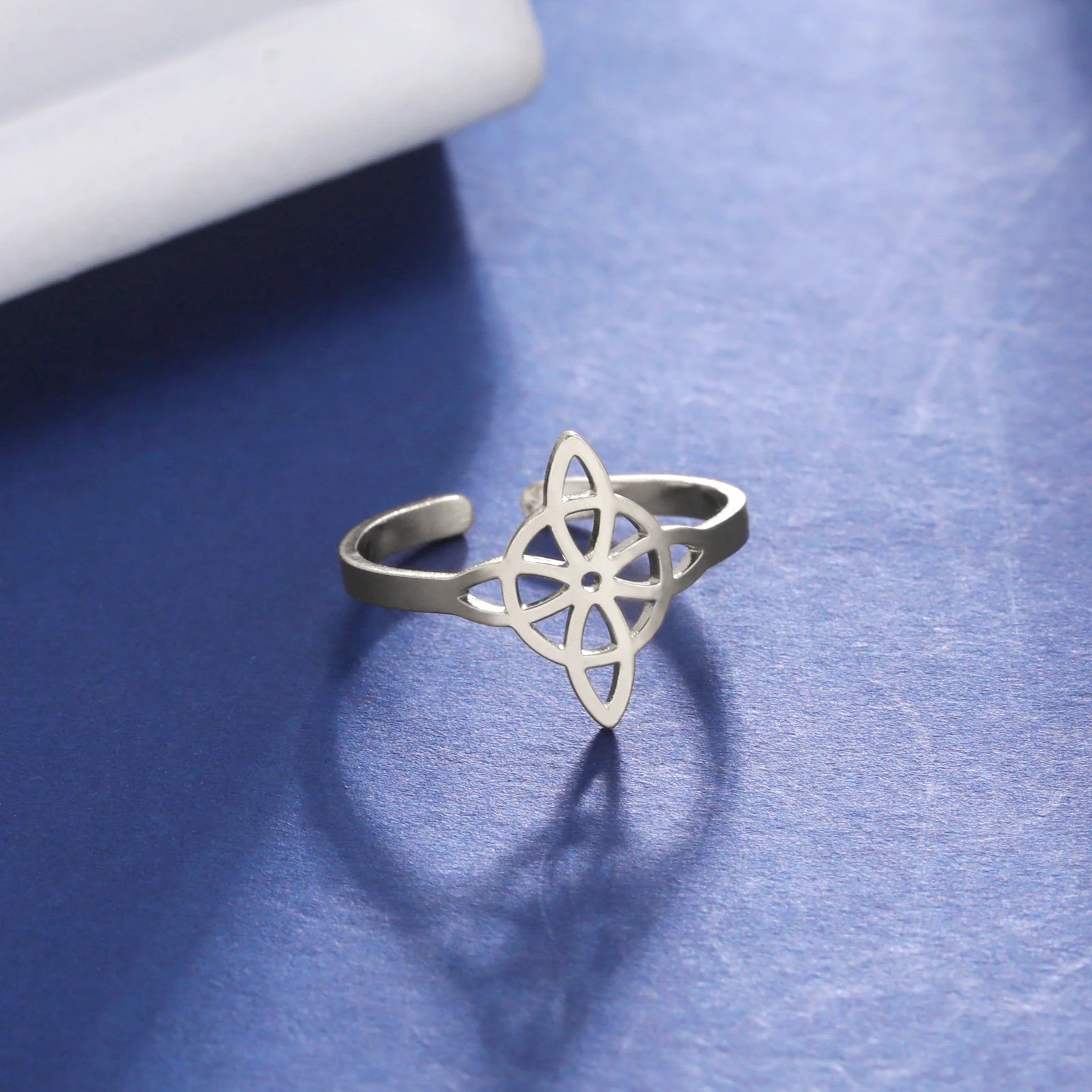 LIKGREAT Hollow Trinity Witch Knot Adjustable Ring for Women Men Stainless Steel Celtics Knot Amulet Couple Jewelry BirthdayGift