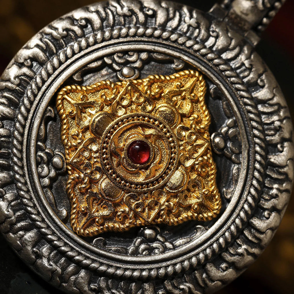Lion Head Suanni Divine Beast Pendant Necklace — Gold-Tone