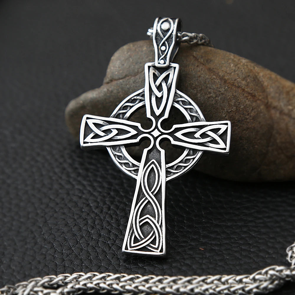 Vintage Stainless Steel Viking Valknut Necklace Mens Nordic Street Style Celtics Knot Cross Odin Pendant Necklace Biker