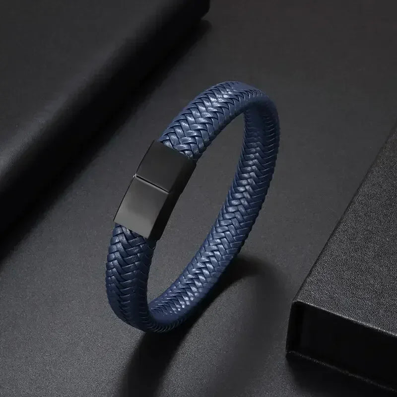 Vintage Punk Hand Woven Three Layer Leather Black Beaded Bracelet Magnetic Bracelet Clasp Men\\'s Charm Business Event Jewelry