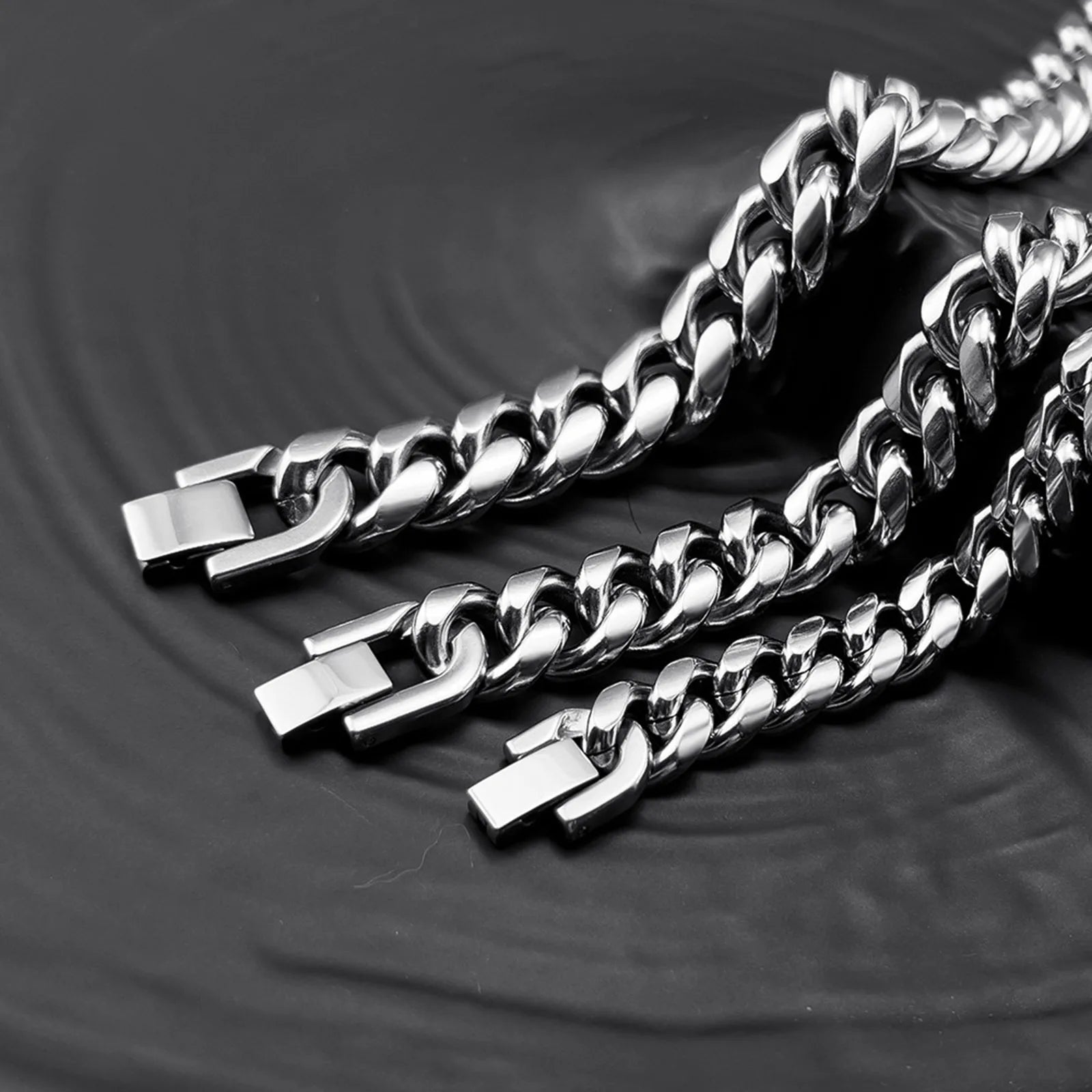 Cuban Curb Chain Bracelet 12mm — Stainless Steel