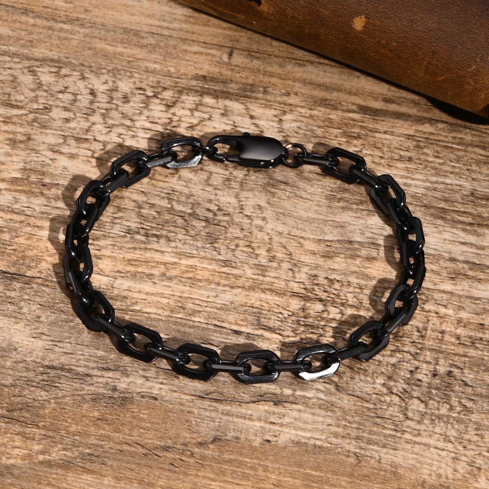 Rolo Link Chain Bracelet — Stainless Steel