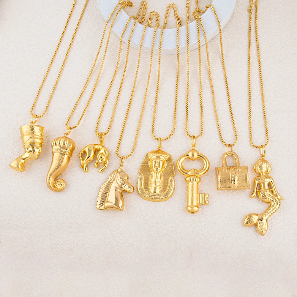 Gold Pendant Necklace