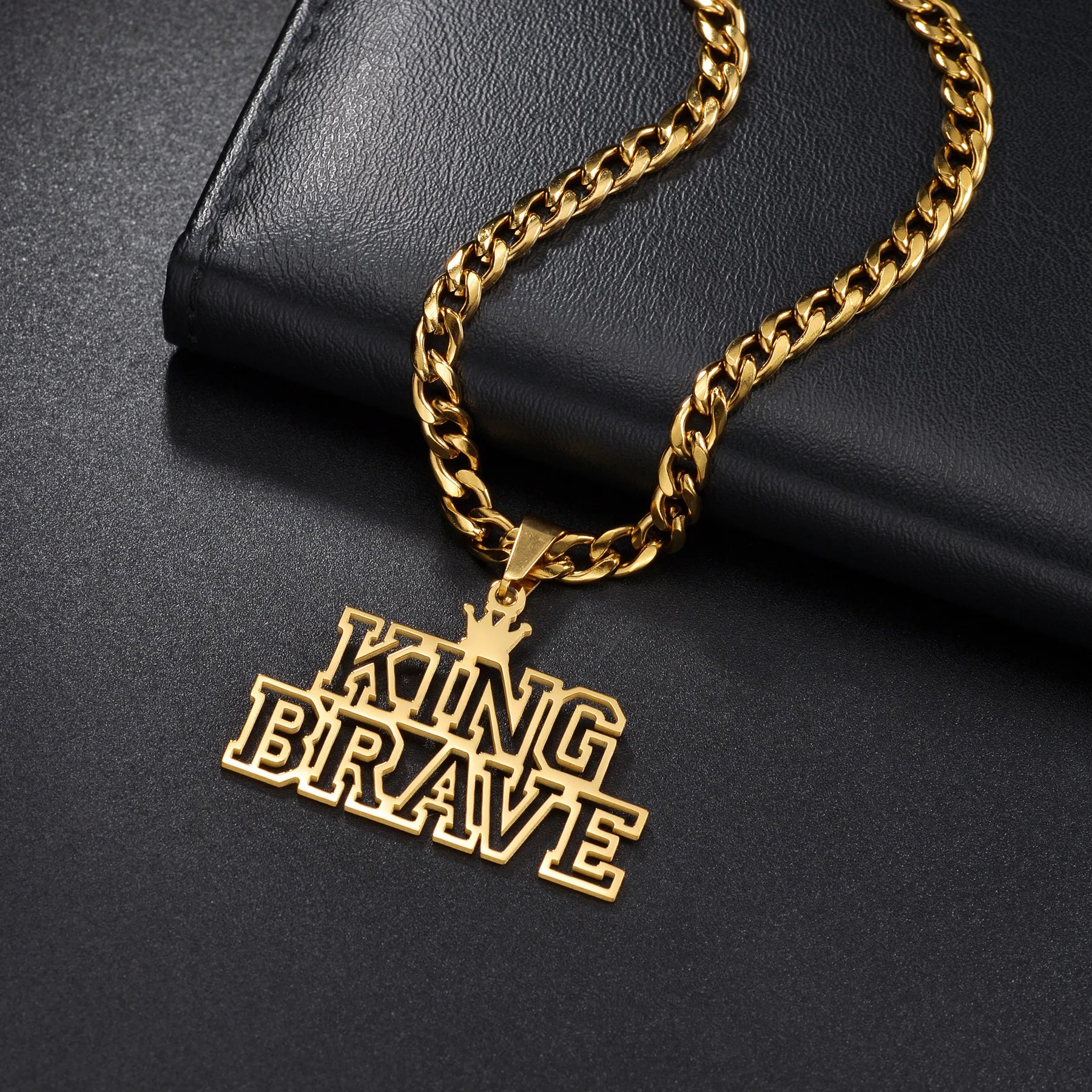Atoztide 50cm Personalized Custom Names Pendant Necklace Stainless Steel Gold Color Cuban Thick Chain for Men Women Jewelry Gift