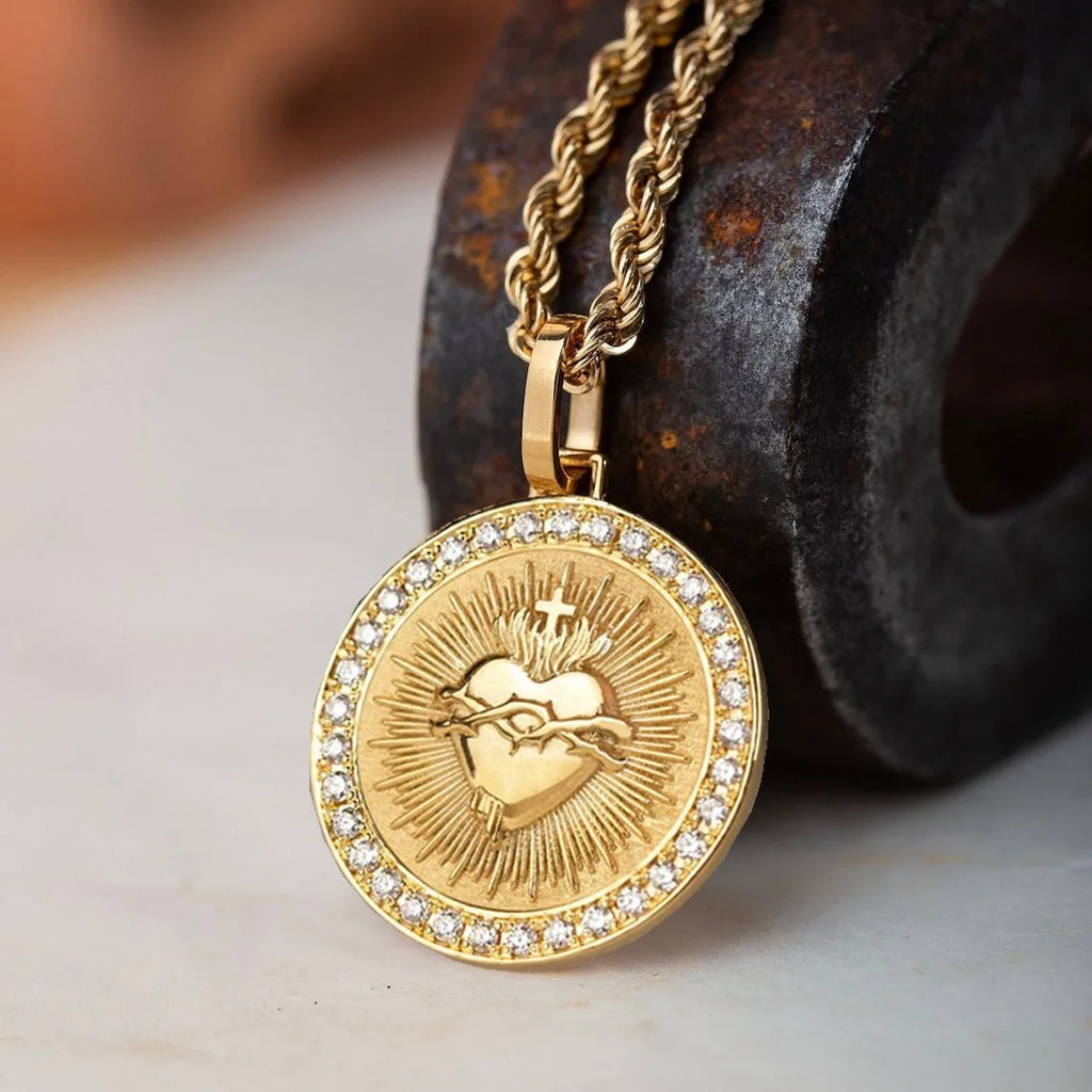 Elegant Gold Color Sacred Heart Pendant for Women Men Flaming Sacred Heart Jesus Cross Necklace With Rhinestones CZ Necklace