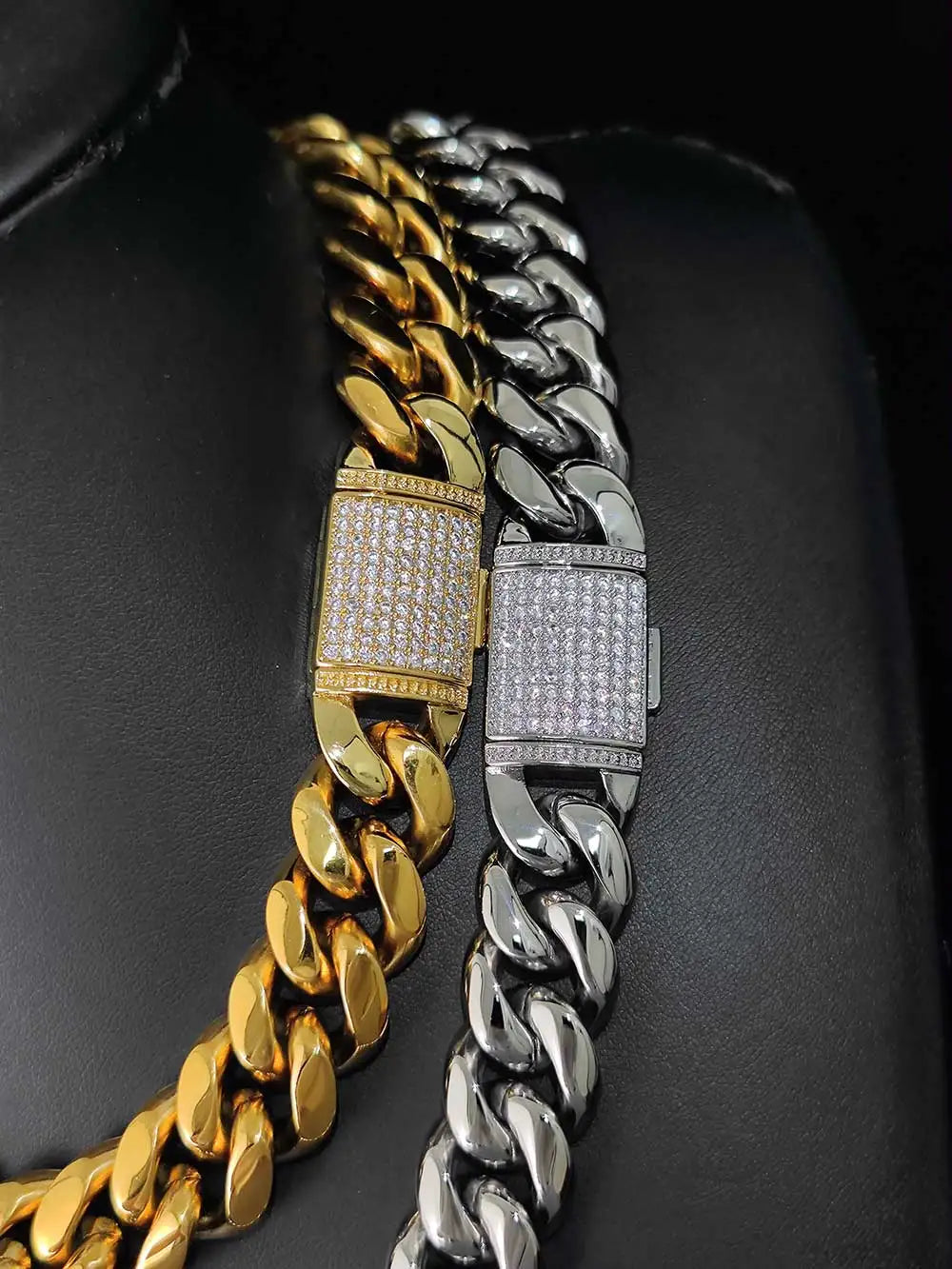 18K Gold Cuban Chain Necklace Iced Out 18MM