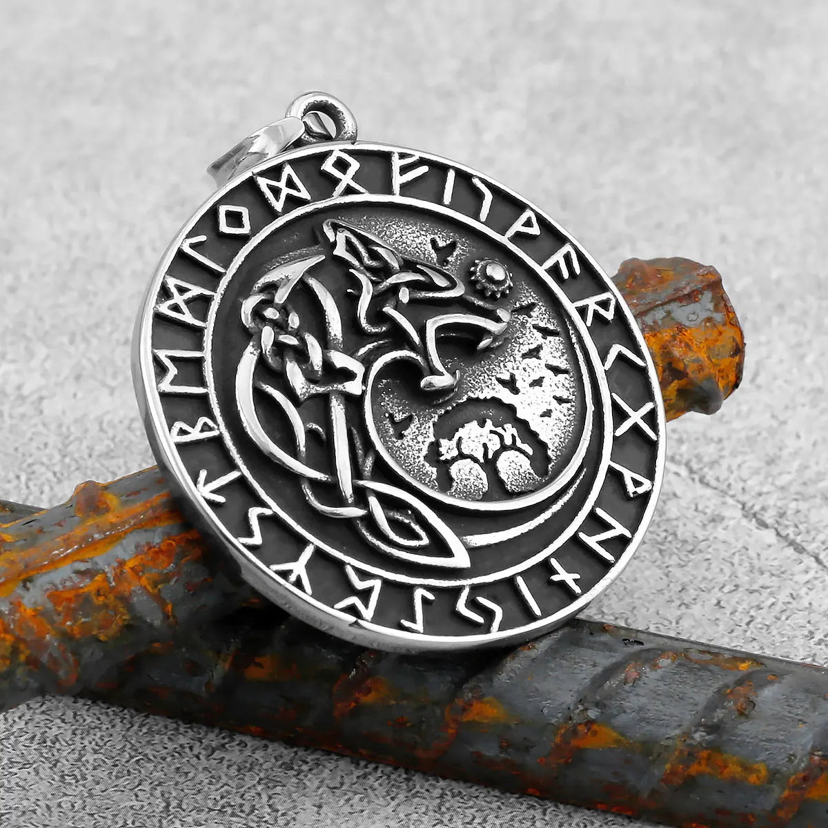 Norse Mythology Viking Wolf Necklaces Men Stainless Steel Viking Runes Vegvisir Amulet Pendant Scandinavian Vintage
