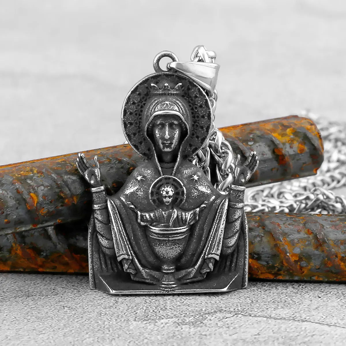 Creative Design Retro Stainless Steel Men's Viking Necklace Religious Belief Jesus Odin Valknut Jewelry Pendant Exquisite Gift