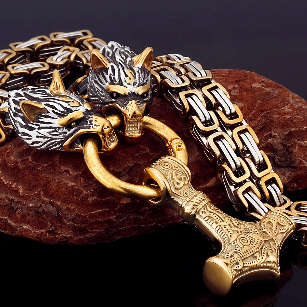 Nordic Celtic Wolf Men's Necklace Pendant Viking Wolf Head Stainless Steel Pendant Scandinavian Rune Amulet Jewelry