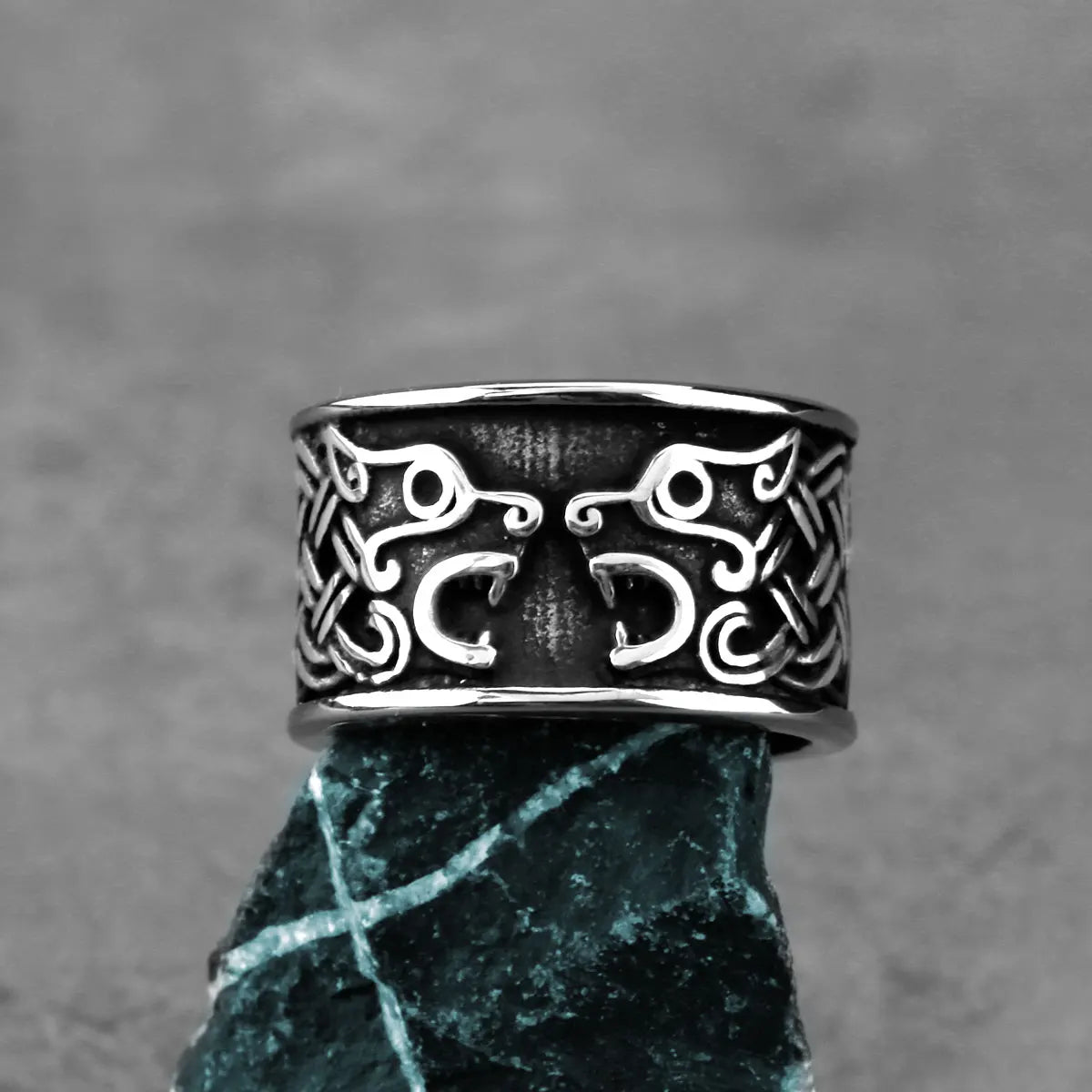 Viking Double Wolf Rune Ring, Black — Stainless Steel