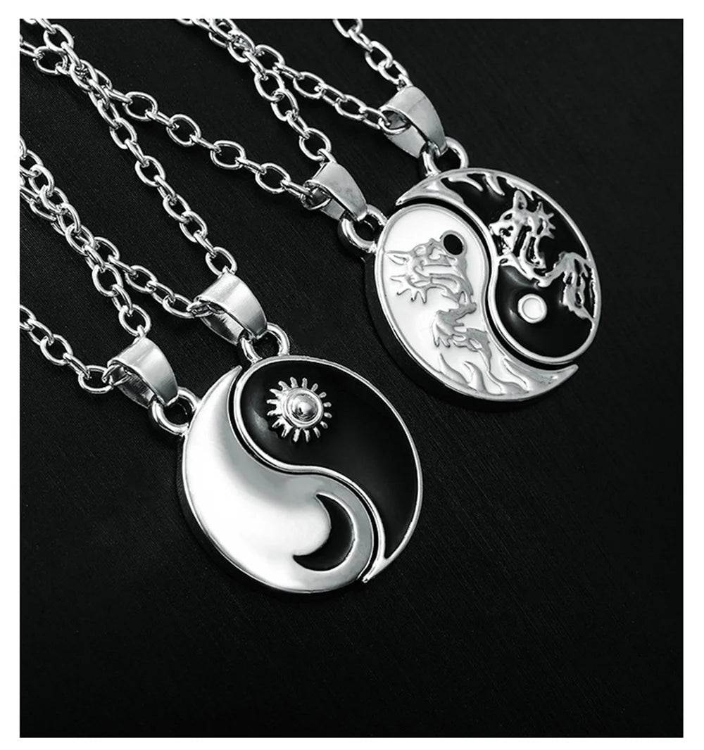Vintage Sun Moon Tai Chi Necklace for Couple Chinese Style Yin Yang Dragon Pendant Clavicle Chain Best Friends Gift