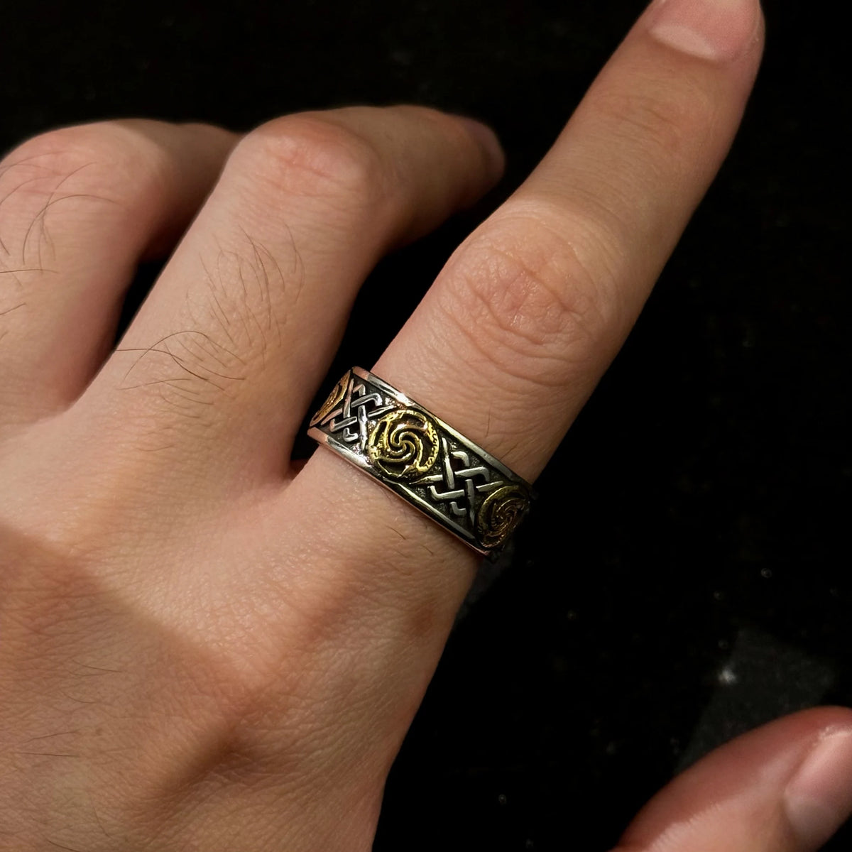Celtic Dara Knot Spiral Open Ring — Silver-Tone