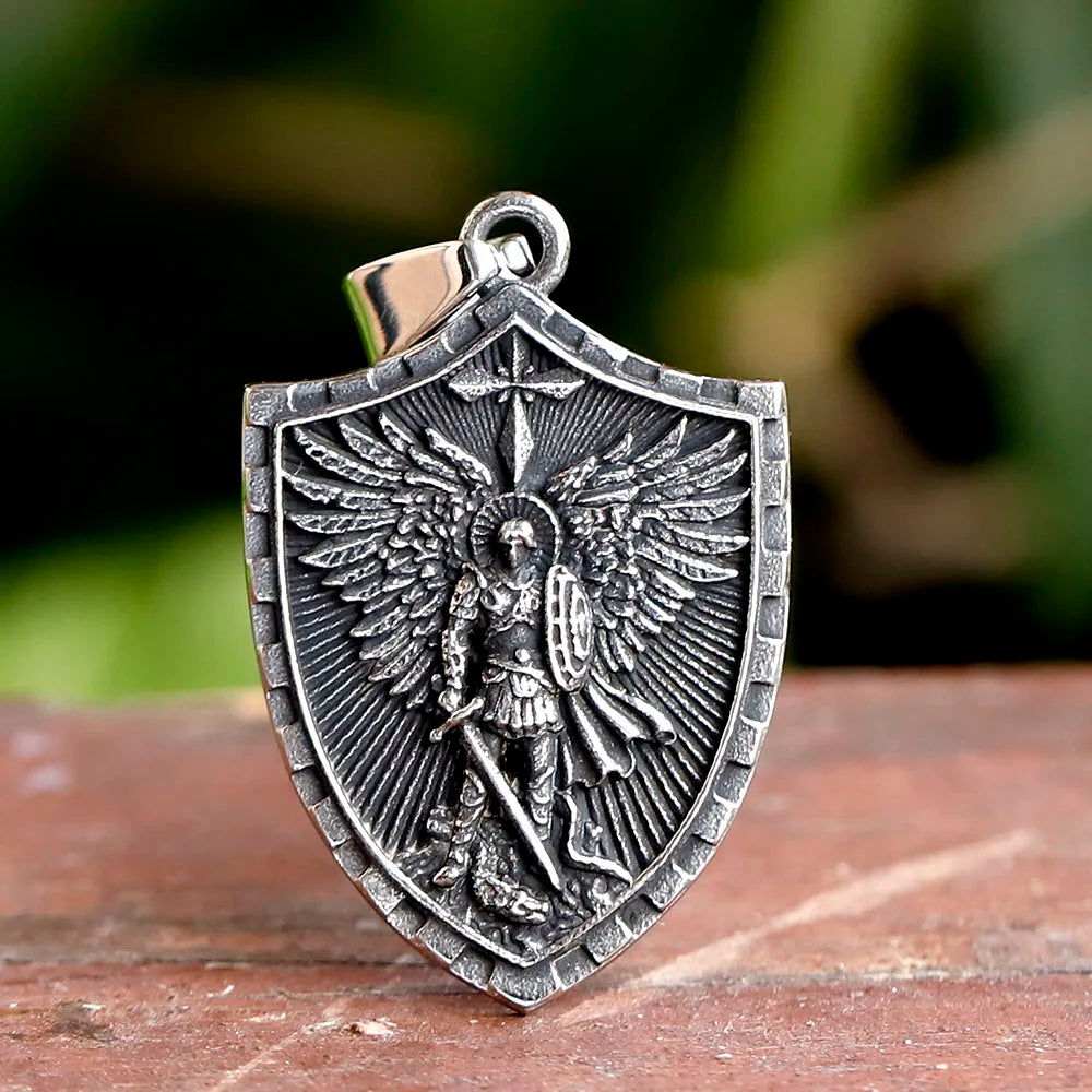 2023 New Fashion Stainless Steel St Michael Medal Pendant Catholic Protect Religious Style Retro Vintage Jewelry free shipping