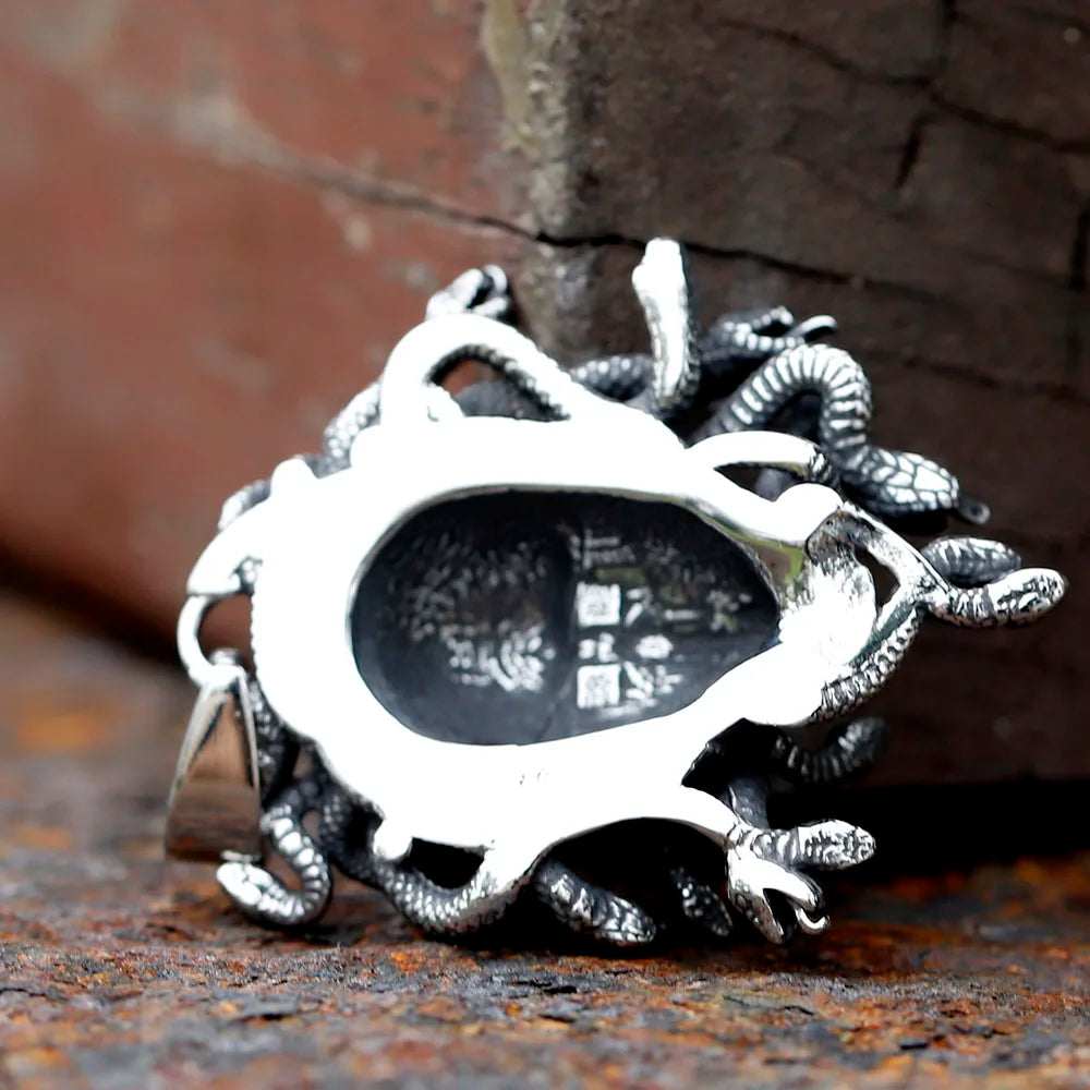 2023 New 316L Stainless Steel Men's Medusa Pendant Necklace Vintage Snake Animal Accessories Party Gift free shipping