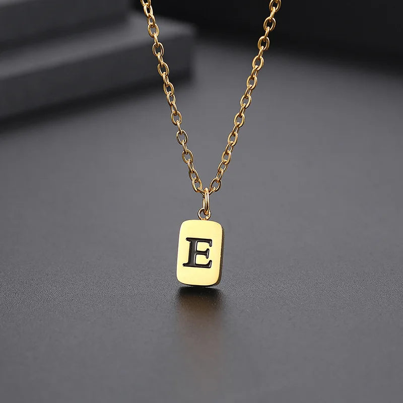 Letter Pendant Square Chain — Gold