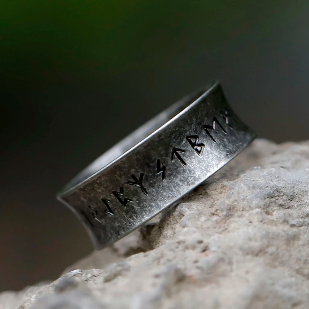 2024 New Creative Design Stainless Steel Viking  RUNE Ring Men Nordic Trinity Wedding Rings for gift Fashion Jewelry