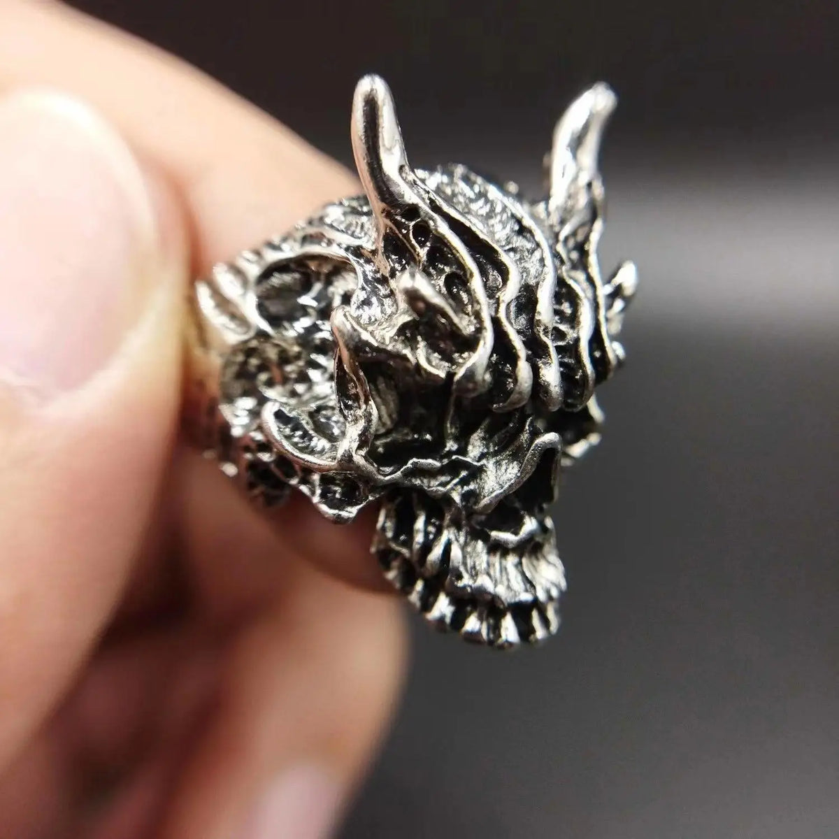 Gothic Dark Rakshasa Skull Open Ring — Zinc Alloy