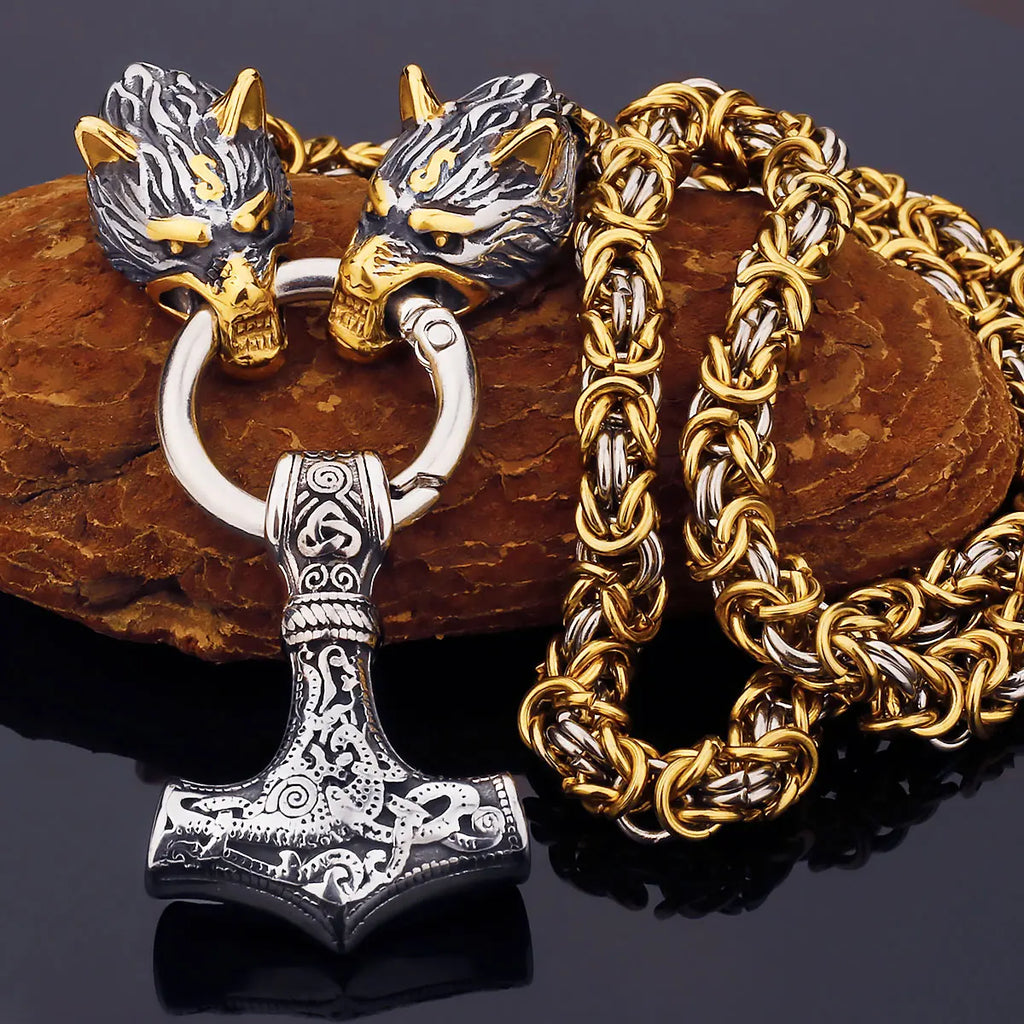 Nordic Celtic Wolf Men's Necklace Pendant Viking Wolf Head Stainless Steel Pendant Scandinavian Rune Amulet Jewelry