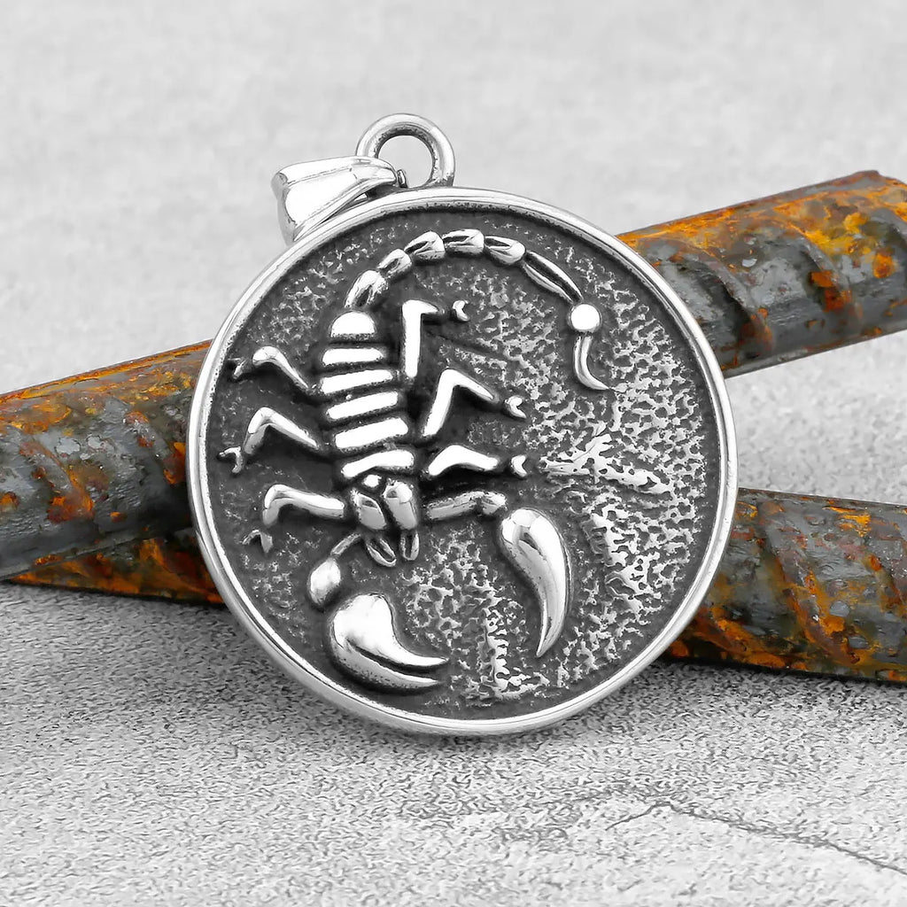 New Design Animal Scorpion Stainless Steel Viking Necklace Nordic Men's Retro Fashion Odin Amulet Jewelry Pendant Gift Unisex