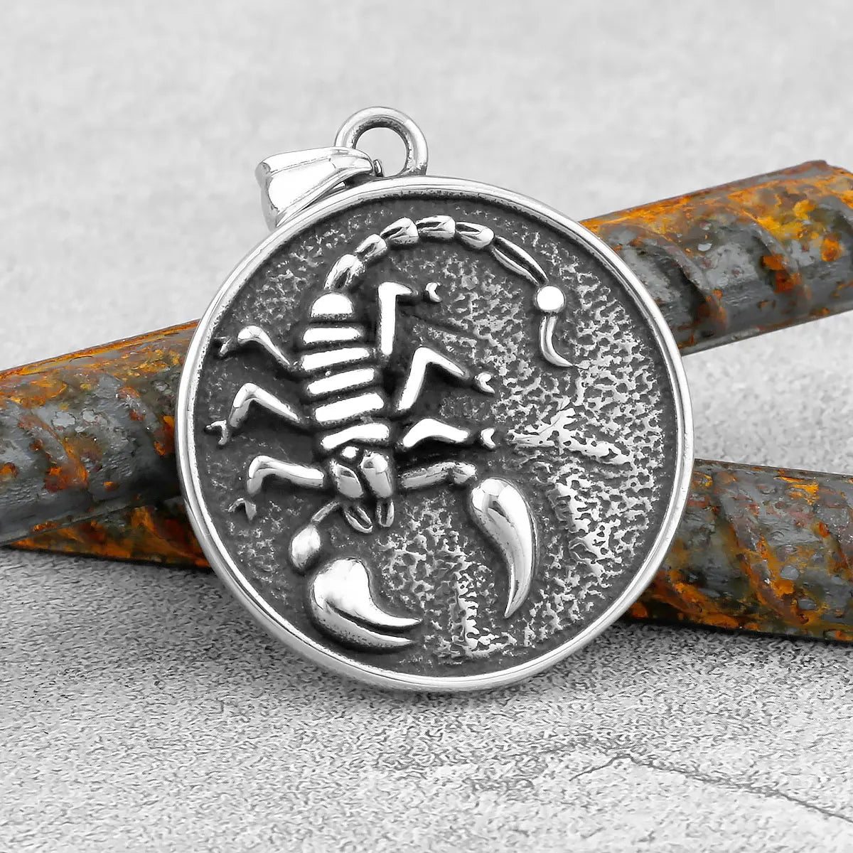 New Design Animal Scorpion Stainless Steel Viking Necklace Nordic Men's Retro Fashion Odin Amulet Jewelry Pendant Gift Unisex