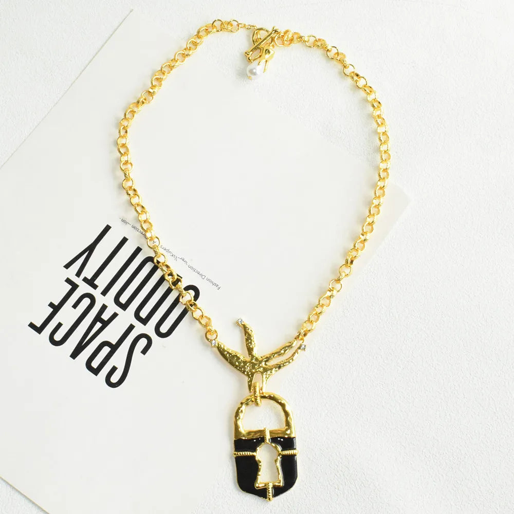 1PC Metal Alloy Pigeon Lock Pendant Necklace For Women Jewelry Fashion Sweater Chain Necklace Accessories