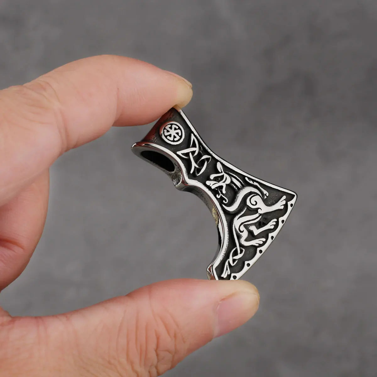 Stainless Steel Viking Axe Men's Pendant Necklace Retro Domineering Dragon Totem Necklace Punk Jewelry