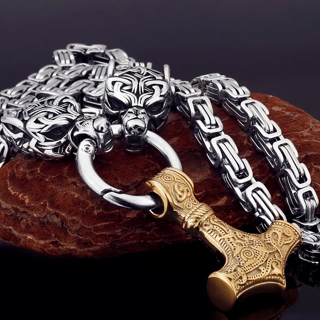 Nordic Celtic Wolf Men's Necklace Pendant Viking Wolf Head Stainless Steel Pendant Scandinavian Rune Amulet Jewelry