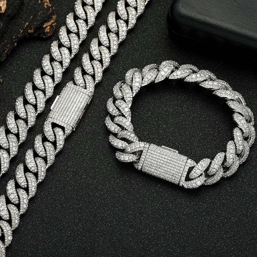 Cuban Chain Necklace Iced Out Gold 15MM