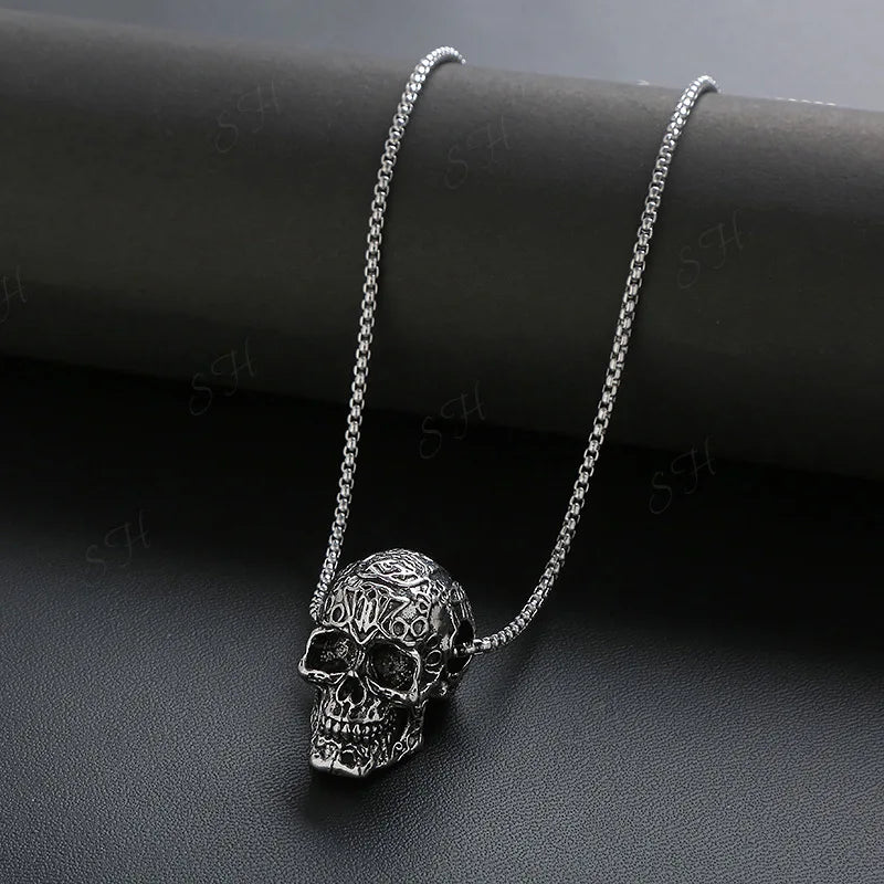Gothic Skull Pendant Necklace — Alloy