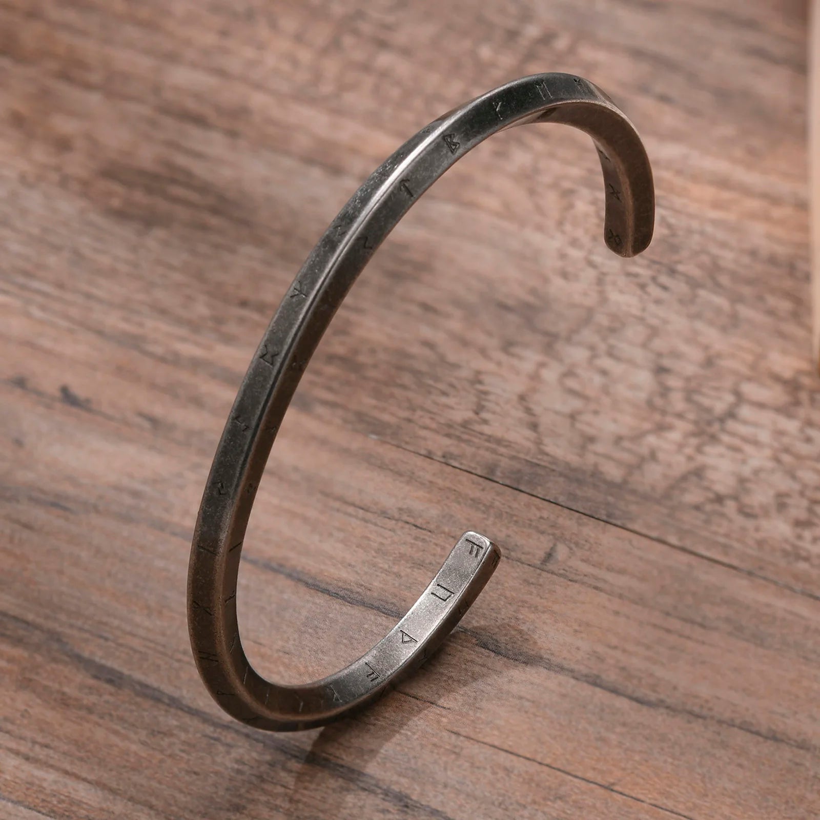 Vnox Retro Nordic Viking Cuff Bangle Bracelets for Men, Stainless Steel Mobius Norse Mythology Runes Amulet Jewelry Dad