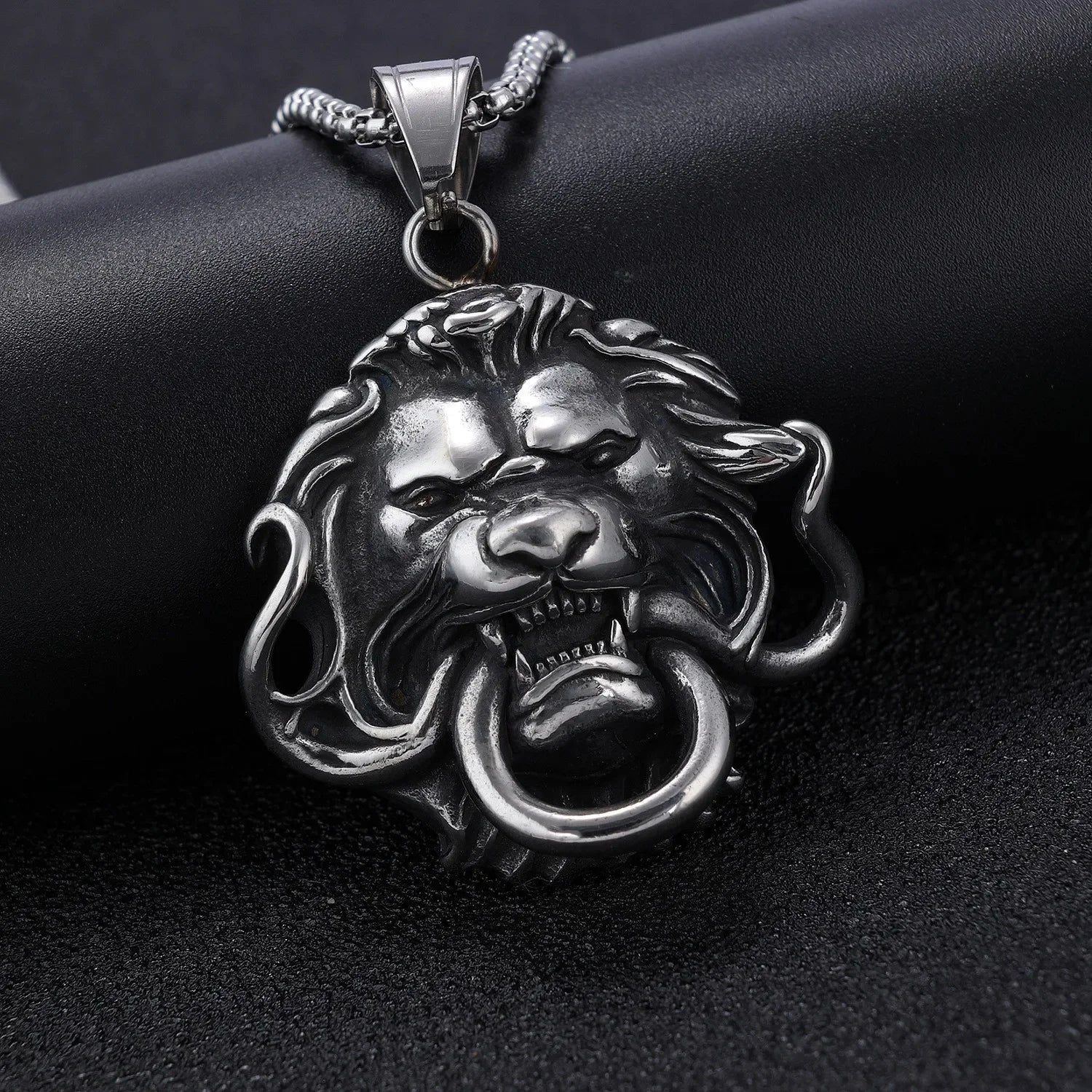 Vintage Terror Lion Head Pendant — Stainless Steel