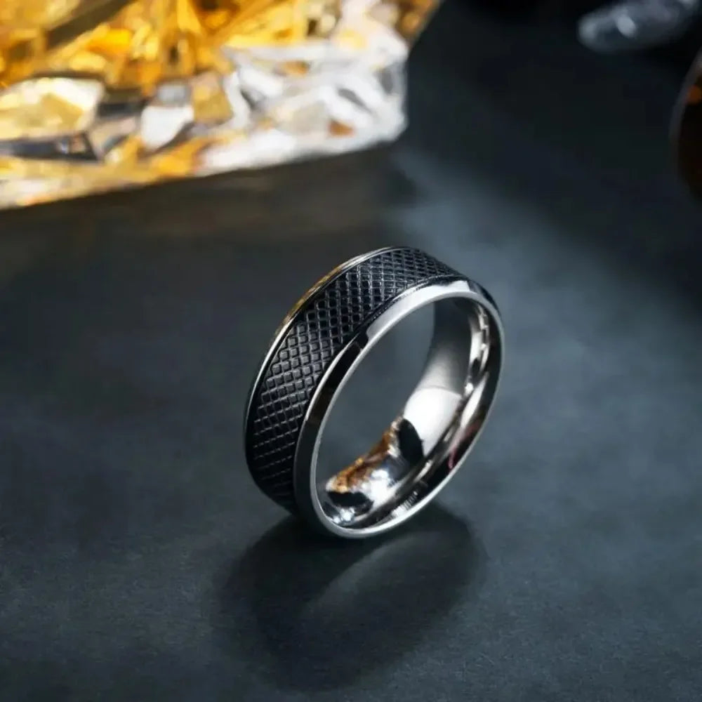 Top Quality Simple Stainless Steel Men Rings Western Titanium Steel Black White Ring For Fashion Jewelry
