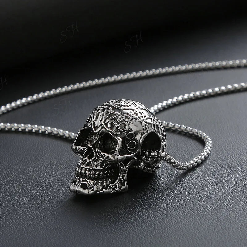 Gothic Skull Pendant Necklace — Alloy