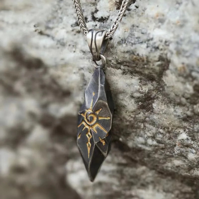 New Vintage Wishing Stone Men's Necklace Personalized Meteorite Pendant Necklace Stainless Steel Sweater Chain Accessories