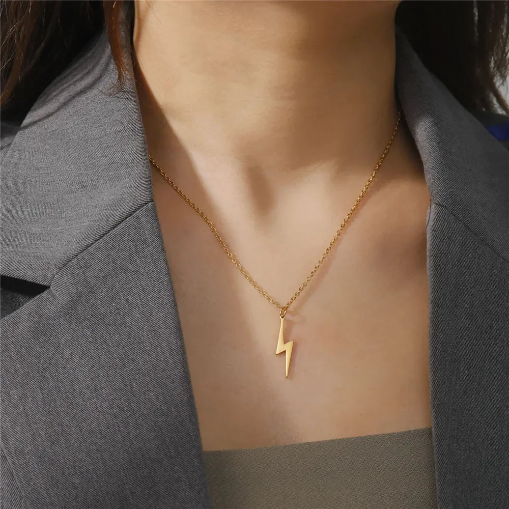 Skyrim 2026 Fashion Lightning Pendant Necklace for Women Stainless Steel Cool Choker Chain Jewelry Gifts