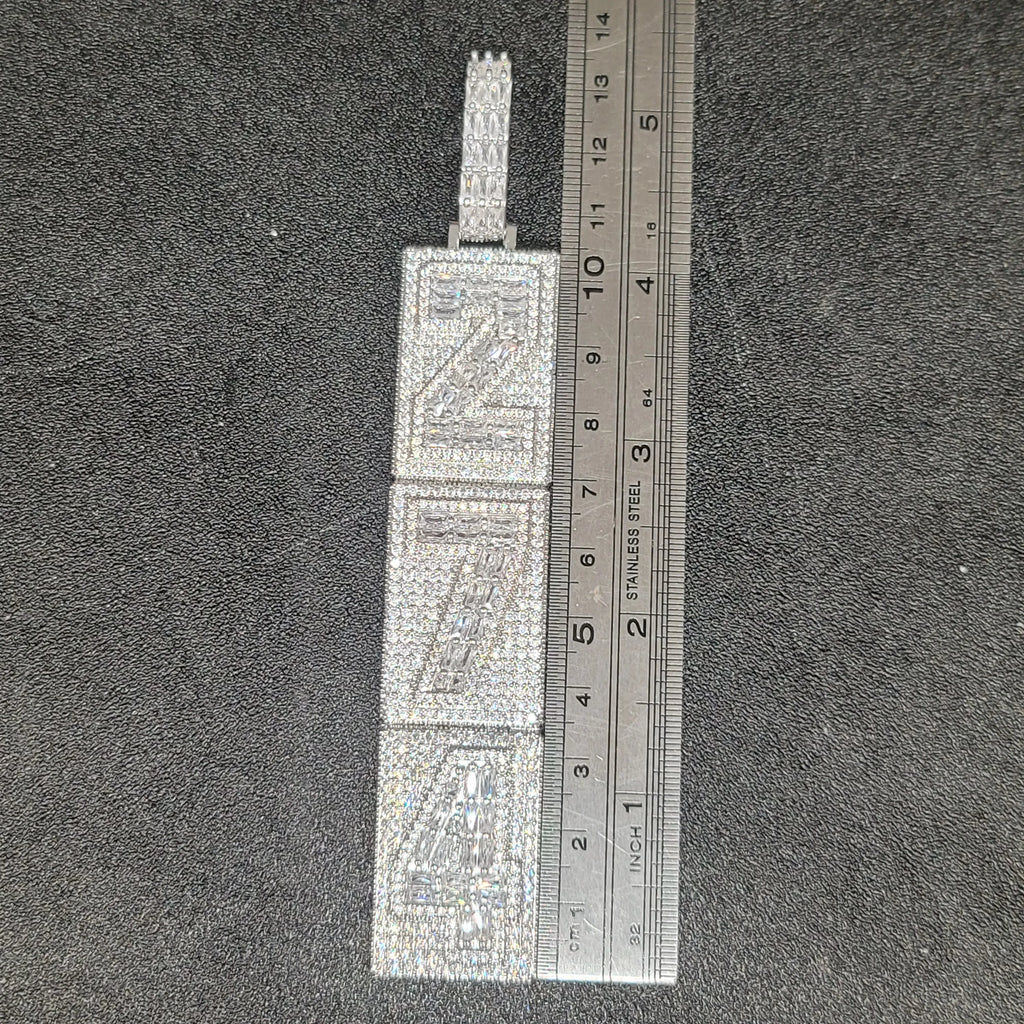 Custom Vertical Arrangement Any Number Letters Pendant Hip Hop Birthday Gifts For Him Her Fashion Iced Out 20MM Necklace Chain