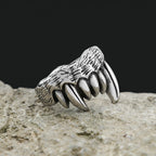 Gothic Beast Teeth Ring — Stainless Steel