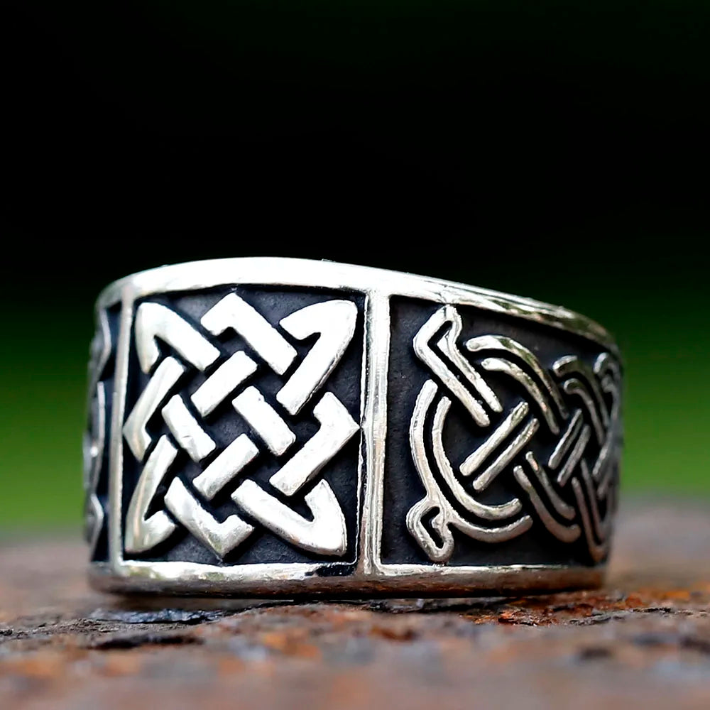Viking Odin Trinity Celtic Knot Amulet Ring — Stainless Steel
