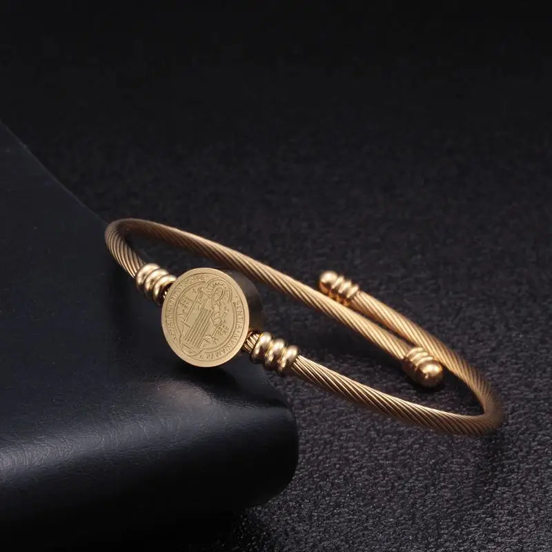 High Quality Virgin Mary Charm Bangles Men Women Stainless Steel Chain Link Cuff Sporty Bracelets Jewelry