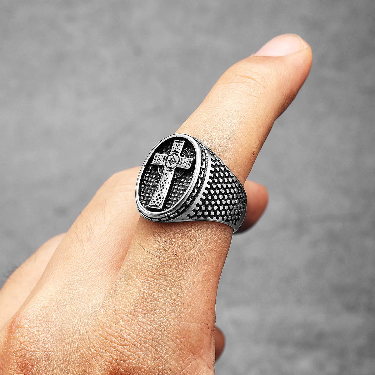 Cross Amulet Ring — Stainless Steel