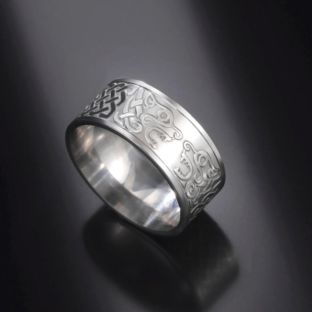 Viking Giant Wolf Knot Ring — Stainless Steel