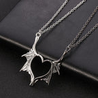 Gothic Split Wing Heart-Shaped Necklace Punk Bat Wings Pendant Unisex Jewelry Accessory for Valentine's Day Gift
