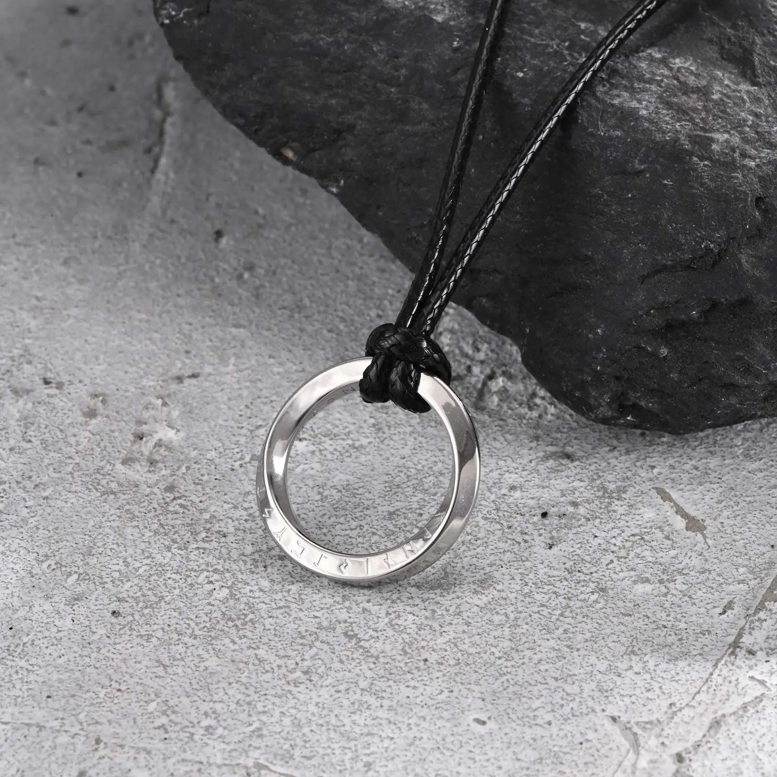 Norse Viking Mobius Pendant — Stainless